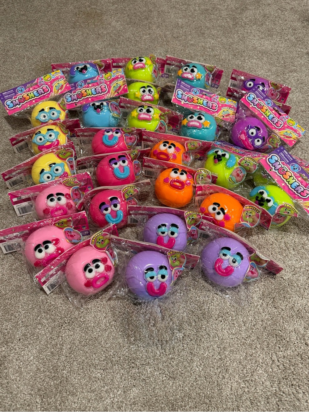 SMUSHERS LOT OF 10 TEN  🔟  squishy squeezy one of each color. Brand new 🆕